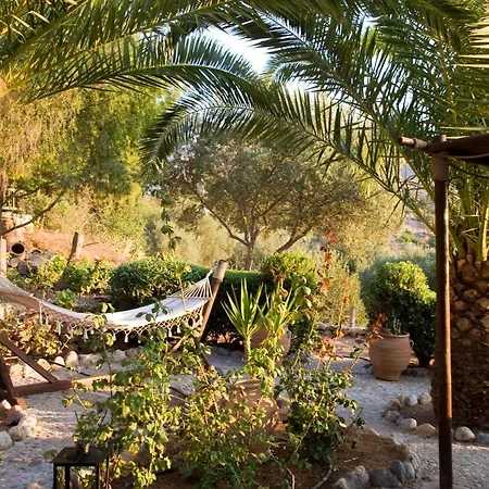 Guest house Yiannis Retreat